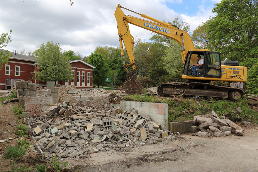 Dutton House Demolition